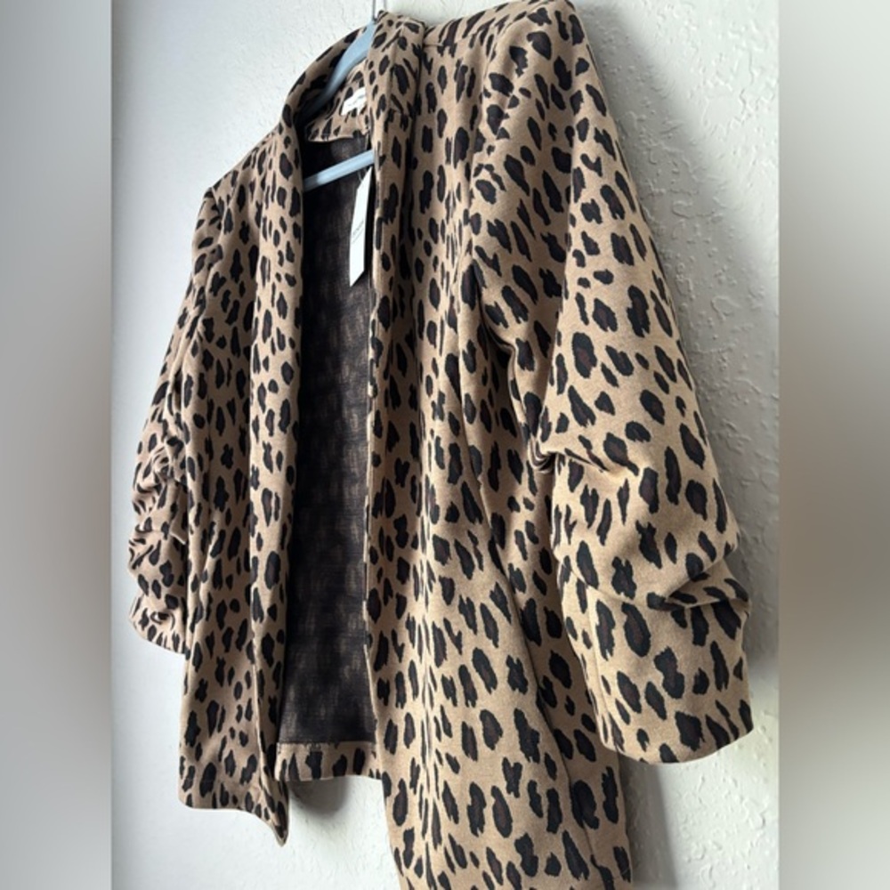 Eesome Animal Print Jacket - Tan and Black - Women’s size s